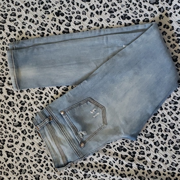 Almost famous jeans size 3 woman's. Blue color - Picture 7 of 7